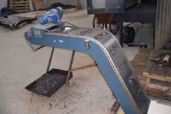 排屑机的使用须知